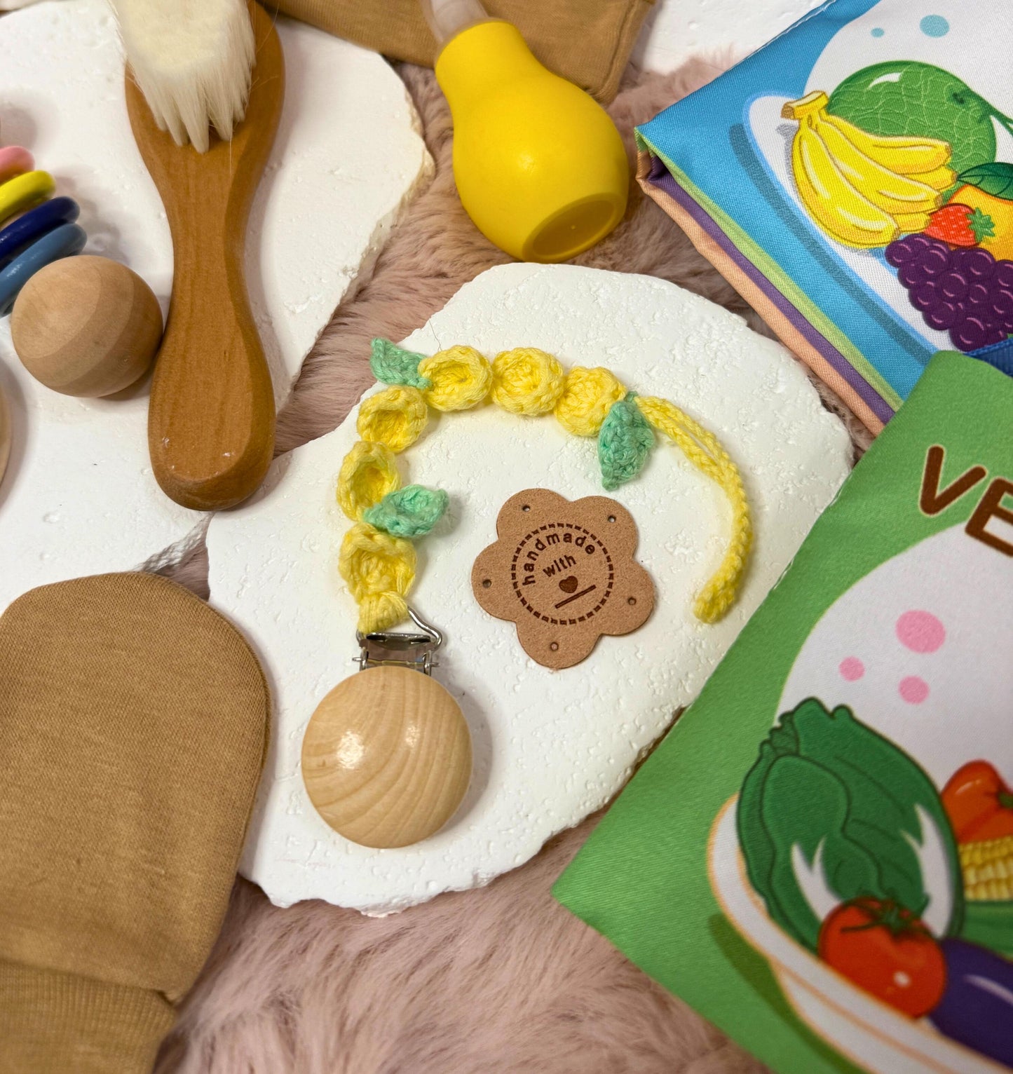 Lemon Baby Gift Box – Gender Neutral Newborn Essentials, Handmade Pacifier Clip with Free Engraving