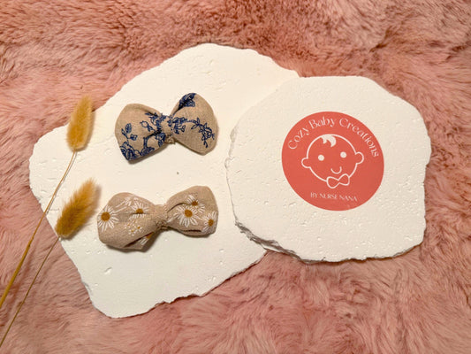 Petite vintage inspired bow hair clip accessory duo (pair)